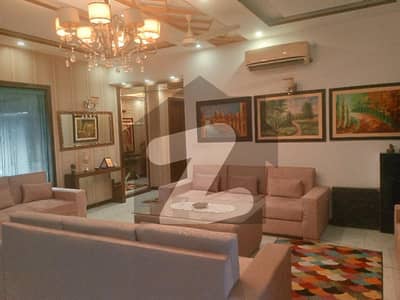 ڈی ایچ اے فیز 6 ڈیفنس (ڈی ایچ اے),لاہور میں 5 کمروں کا 1 کنال مکان 2.8 لاکھ میں کرایہ پر دستیاب ہے۔