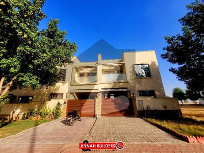Prestigious Location 125 Sq Yards Ali Block Villa Available For Sale