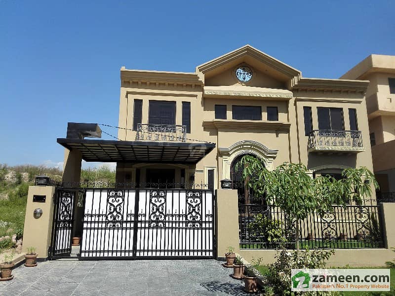 E-11/4  Brand New Stylish House 500 Sq Yard For Sale