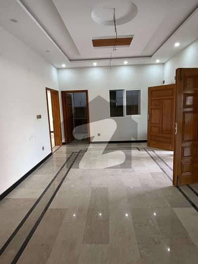 بنی گالہ اسلام آباد میں 6 کمروں کا 12 مرلہ مکان 1.3 لاکھ میں کرایہ پر دستیاب ہے۔
