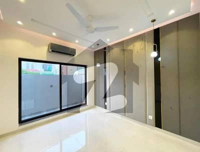 500 Yard Brand New Bungalow Extremely Out Class Garden Parking Huge Open Hall Near National Stadium