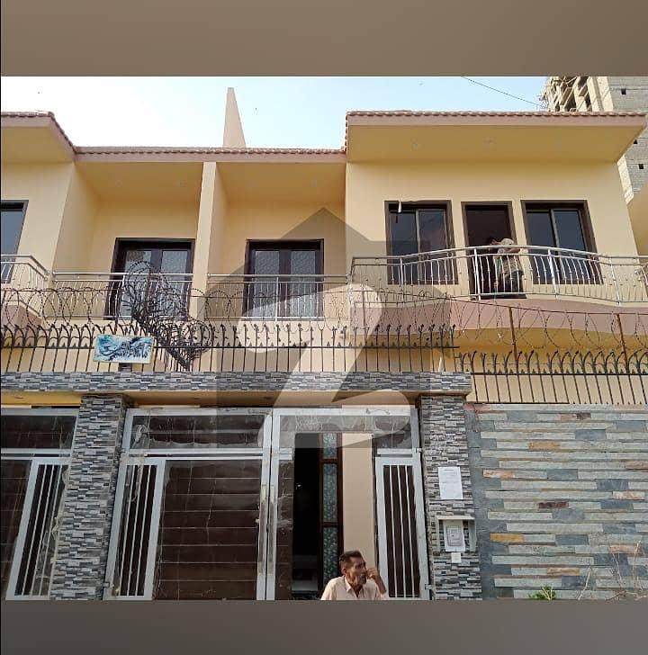 کلفٹن ۔ بلاک 1 کلفٹن,کراچی میں 5 کمروں کا 8 مرلہ مکان 6.2 کروڑ میں برائے فروخت۔