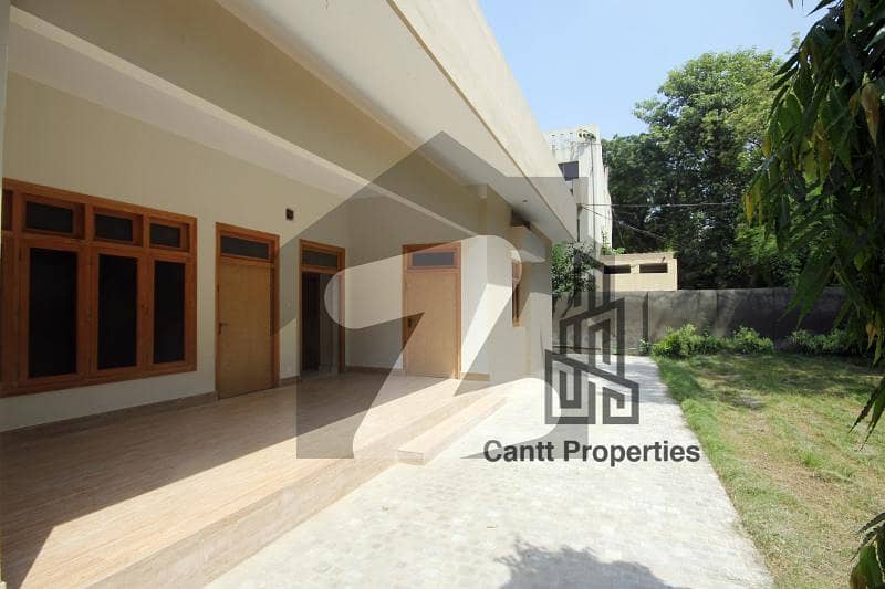 Cantt properties offers 1 kanal house for RENT in DHA PHASE 4
