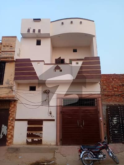 ملت روڈ فیصل آباد میں 4 کمروں کا 3 مرلہ مکان 40.0 لاکھ میں برائے فروخت۔