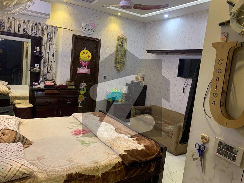 جوہر ٹاؤن فیز 1 جوہر ٹاؤن,لاہور میں 5 کمروں کا 10 مرلہ مکان 3.95 کروڑ میں برائے فروخت۔
