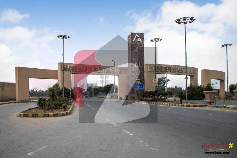 10 Marla Residential Plot In Beautiful Location Of LDA Avenue - Block D In Lahore