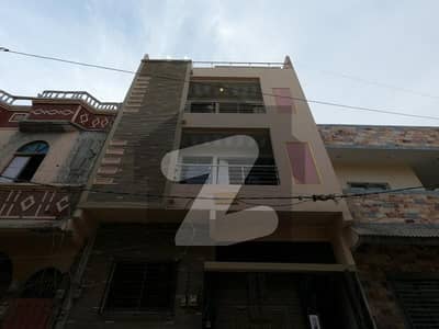 ماڈل کالونی - ملیر ملیر,کراچی میں 6 کمروں کا 6 مرلہ مکان 3.8 کروڑ میں برائے فروخت۔