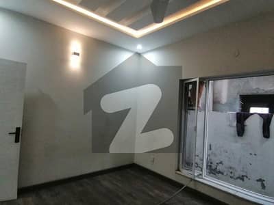 Triple Storey 5 Marla House Available In Gulshan-E-Ravi For Sale
