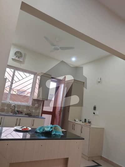 AVAILABLE KANAL UPPER PORTION FOR RENT IN BAHRIA TOWN PHASE 8