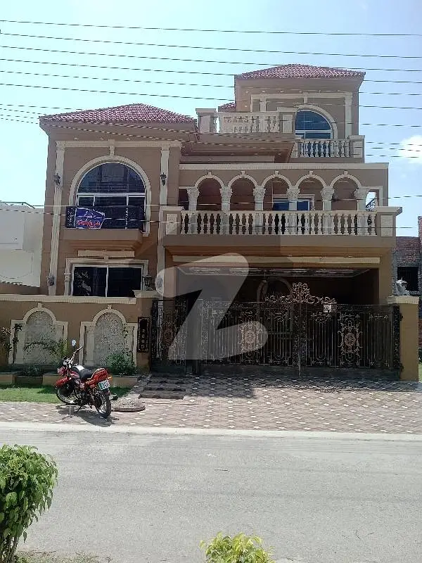 10 Marla House For Sale In Jubilee Town Lahore Good Location A Plus House Visit Anytime Three Story