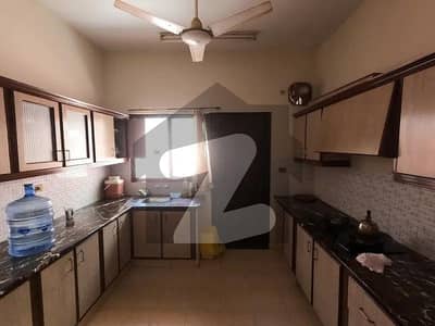 311 Square Yards House For sale Available In Cantt