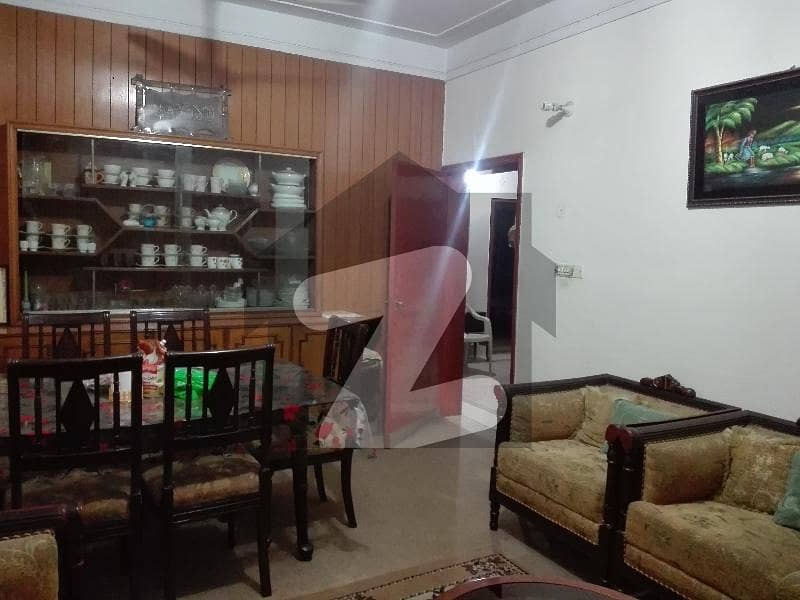 Upper Portion Of 10 Marla Is Available For rent In Faisal Town