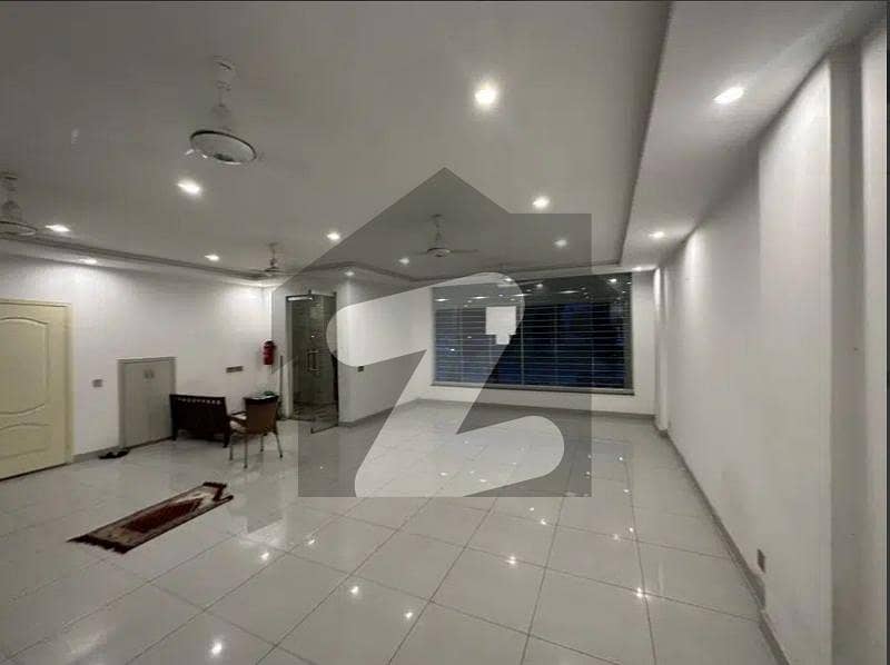 kanal 1st floor hall for rent for Silent office (Call center + Software house + Marketing office and other setup as you want)