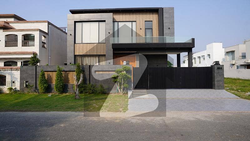 Furnished 1 Kanal Luxurious Bungalow for sale in DHA Phase 6 Original Pic