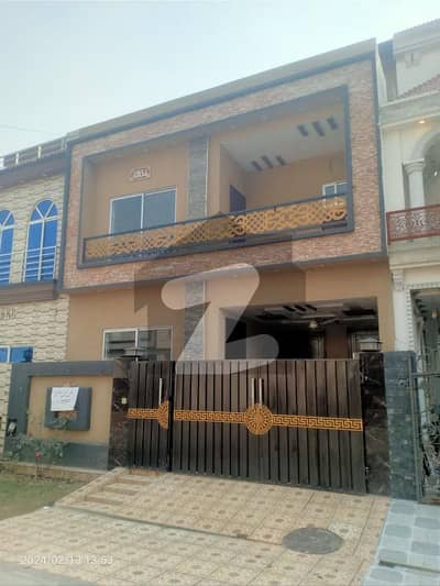 5 Marla Brand New Ideal Location House For Sale in Tulip Ext Block Park View City Lahore