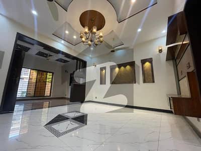 5 Marla Luxury House For Sale In Umar Block Bahria Town Lahore