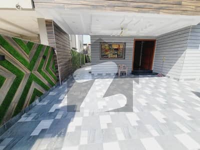 10 MARLA USED HOUSE FOR SALE IN GHOURI BLOCK BAHRIA TOWN LAHORE