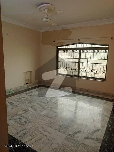 Kanal Upper Portion For Rent