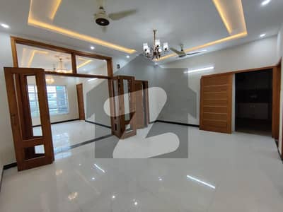 BRAND NEW HOUSE FOR SALE IN G,1/4