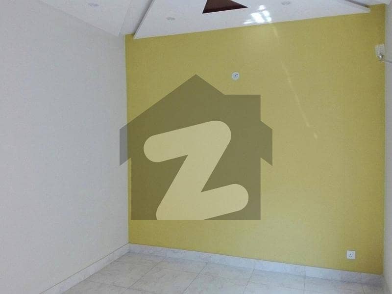 Lower Portion Of 10 Marla House is Available For Rent In Bahria Town - Ghaznavi Block Lahore