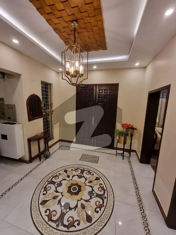 01 Kanal Ultra Modern Luxury Bungalow Owner Build Available For Sale In Wapda Town Lahore