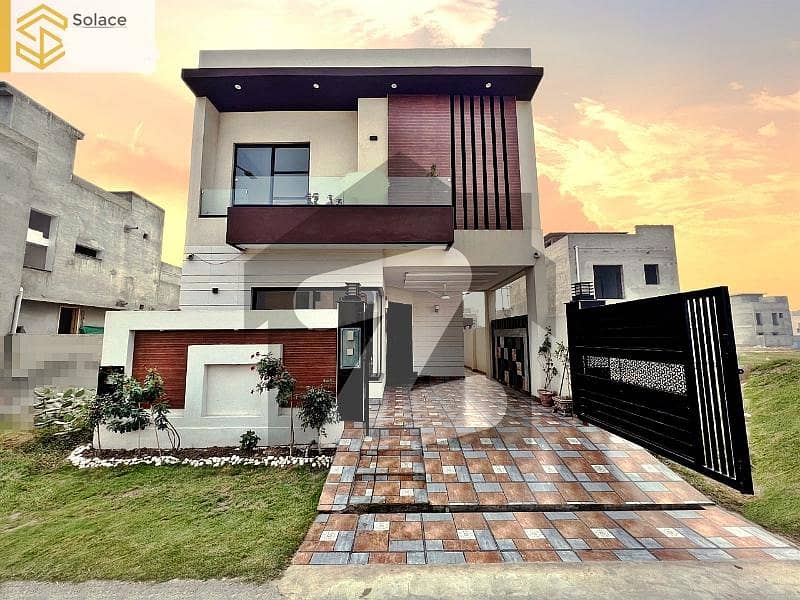 Original Pics 5 Marla Luxury House For Rent At Hot Location Near To Park, Masjid And Commercial