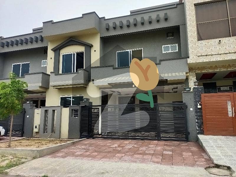 Faisal Town Islamabad Residential House for sale