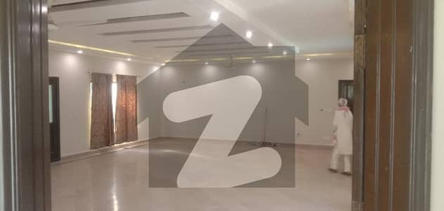 4 KANAL UPPER PORTION AVAILABLE FOR RENT