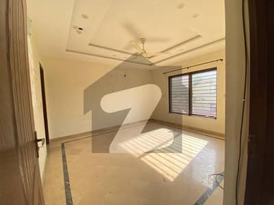 10 MARLA HOUSE FOR RENT IN VALENCIA TOWN