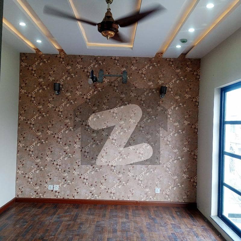 ڈی ایچ اے 9 ٹاؤن ڈیفنس (ڈی ایچ اے),لاہور میں 3 کمروں کا 5 مرلہ مکان 75.0 ہزار میں کرایہ پر دستیاب ہے۔