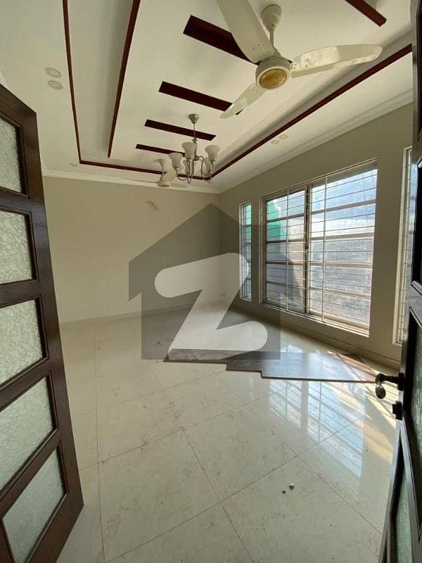 30x60 Upper Portion For Rent With 3 Bedrooms In G-13 Islamabad All Facilities Available