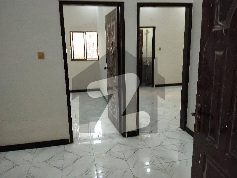 ناظم آباد - بلاک 5ای ناظم آباد,کراچی میں 2 کمروں کا 3 مرلہ بالائی پورشن 65.0 لاکھ میں برائے فروخت۔