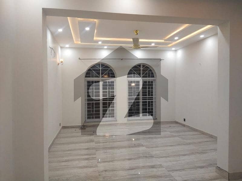 Brand New 10 Marla Ideally Located House For rent In Bahria Town - Rafi Block Available