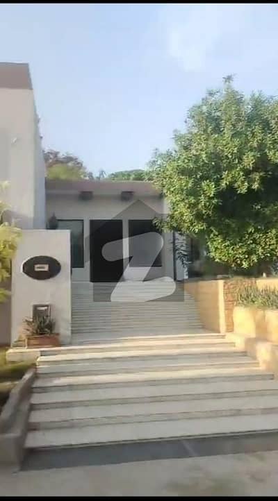 Dha Phase 1 2000yard Bungalow For Sale
