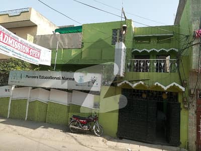 راحت پارک سمن آباد,لاہور میں 6 کمروں کا 15 مرلہ مکان 4.5 کروڑ میں برائے فروخت۔