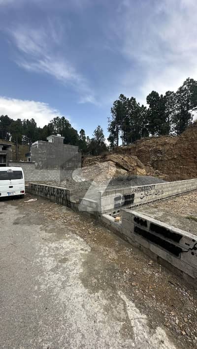 10 Marla plot, Near McDonald's Abbottabad. 
5 Marlas can also be given.