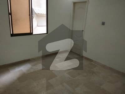 Nazimabad 3 No 3C 1st Floor Portion Corner 2 Bed Lounge