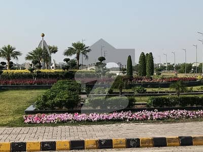 DHA 9 prism Q block 1 Kanal plot available idaie location cheap price