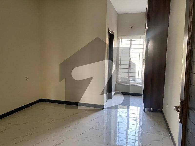 Upper Portion Avaible For Rent In I-10