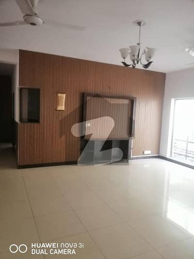 Investor Rate 1 Kanal Double Story House For Sale