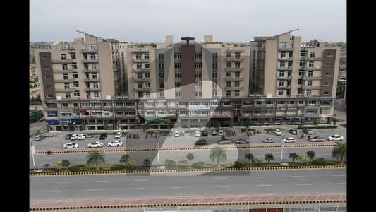 Reasonable Rent, , All Facilities are available, 2 Mints Drive From Main GT Road , On Main Gulberg Expressway , 3 Bed Luxury Apartment For Rent In A Big And Best Mall And Residency , luxus Mall ,Gulberg