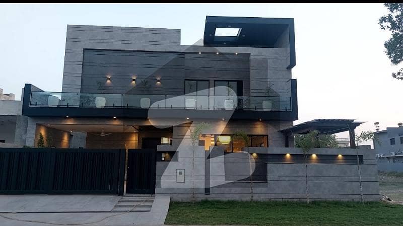 Lake City Kanal Modern Design House For Sale