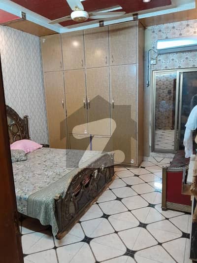 5.5 Marla Lower Portion House For Rent In Gunj Bazaar Very Near To Canal Road