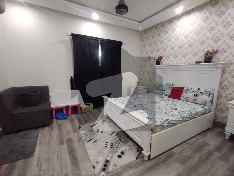 ڈی ایچ اے فیز 4 ڈیفنس (ڈی ایچ اے),لاہور میں 4 کمروں کا 10 مرلہ مکان 2.5 لاکھ میں کرایہ پر دستیاب ہے۔