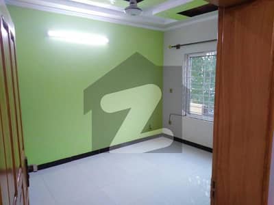 25x40 Upper Portion For Rent In G13