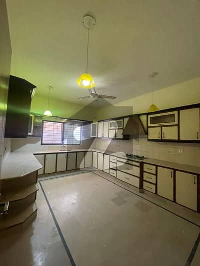 500YARD MOST GORGEOUS AND ARCHITECTURE DESIGN BUNGALOW UPPER PORTION FOR RENT IN DHA PHASE 7.
