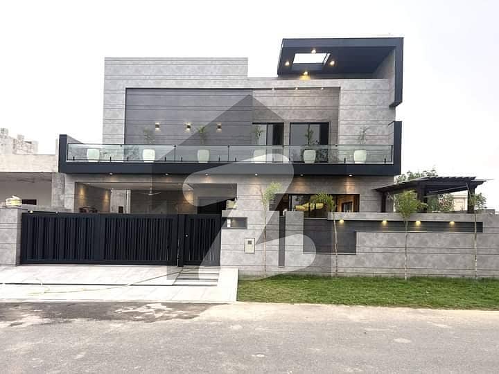 Lake City Kanal Brand New Modern Design House For Sale