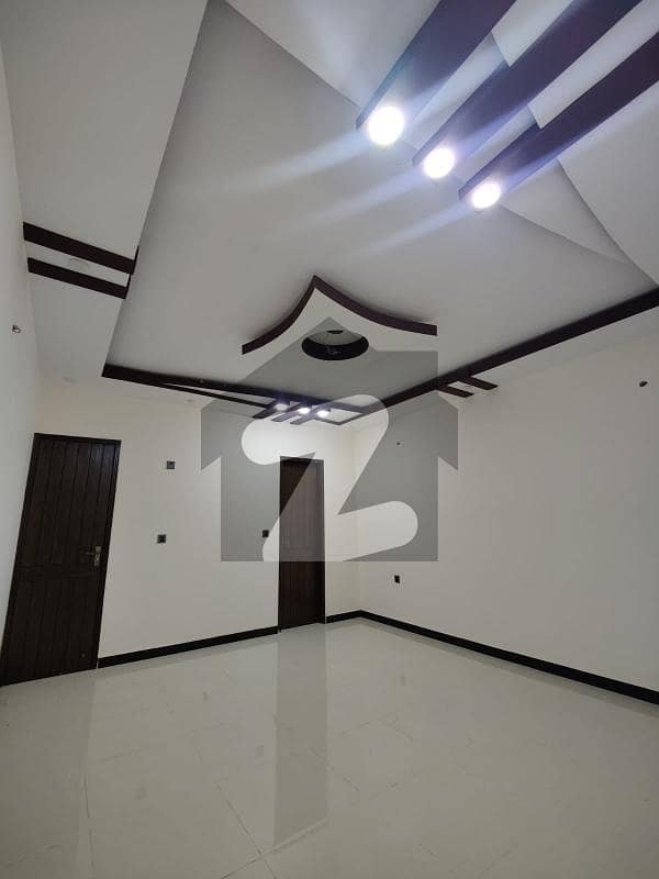 22 ROOMS DOUBLE STORY HOUSE BEST FOR SCHOOLING NEAR TAHIR VILLA FB AREA BLOCK ROAD SIDE