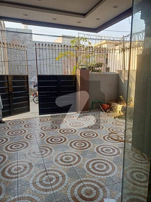 Ideal 3 Marla House Available In Ali Park, Lahore