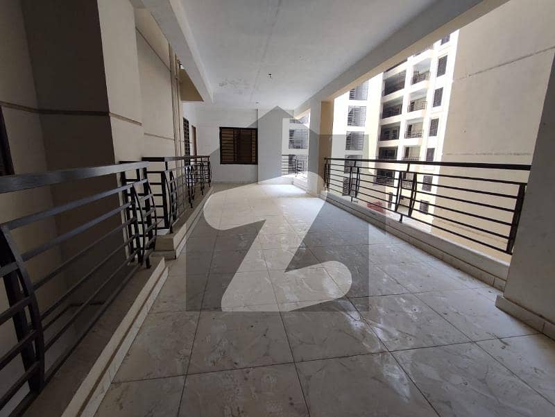 کنگز پریذیڈنسی گلستانِ جوہر,کراچی میں 4 کمروں کا 9 مرلہ فلیٹ 3.4 کروڑ میں برائے فروخت۔